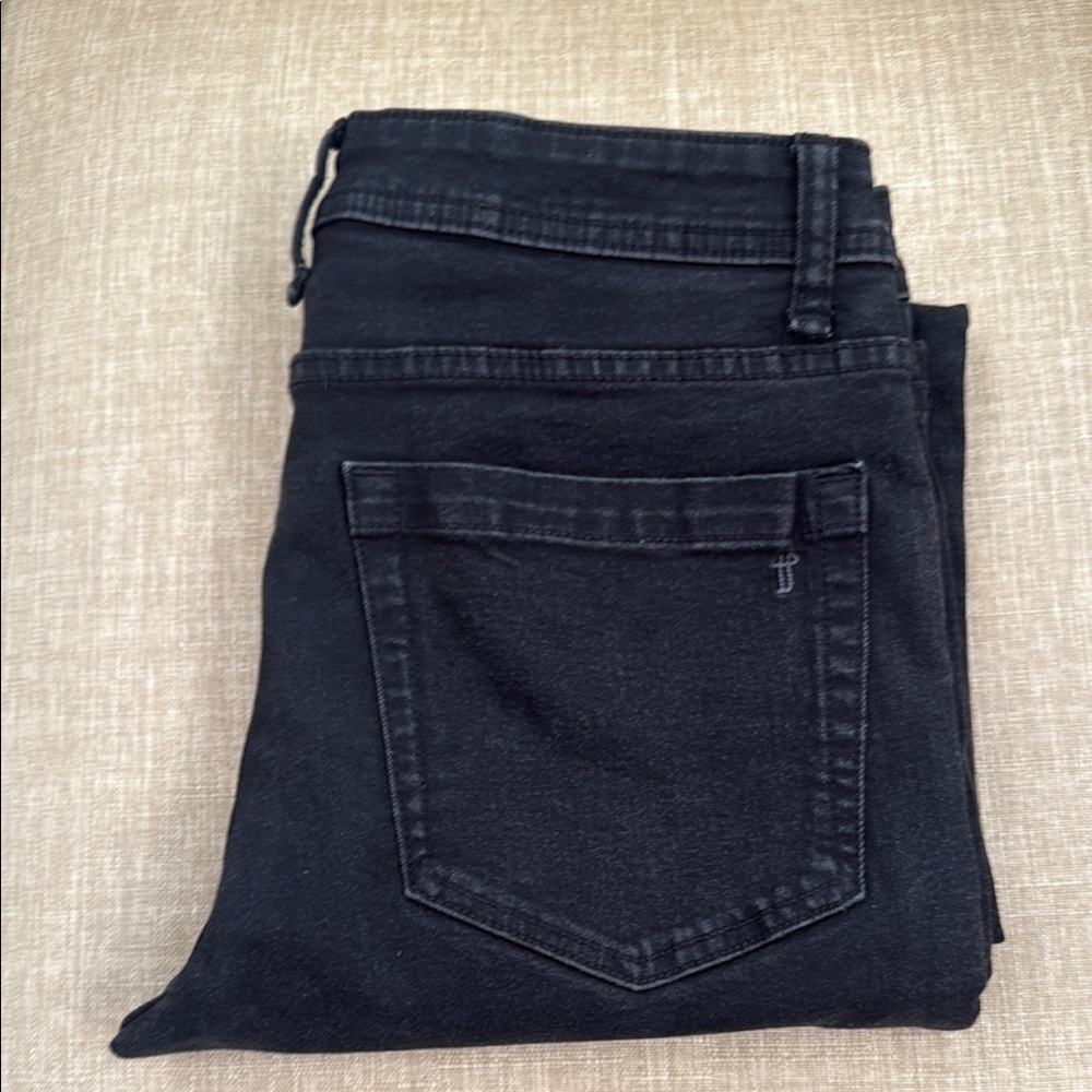 Classic Black Men's Jeans